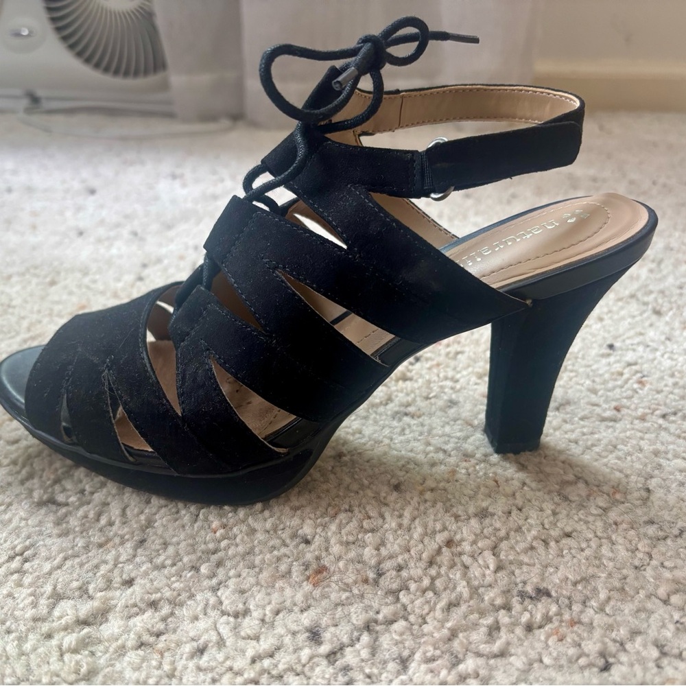Naturalizer 3 Inch Black Heels - Picture 3 of 4